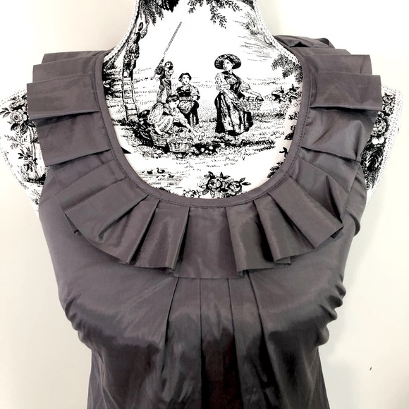 CUE Metallic Frill Tank Top Steel Grey Sleeveless Scoop Neck Ruffle Pleat Size 6 - Picture 5 of 15